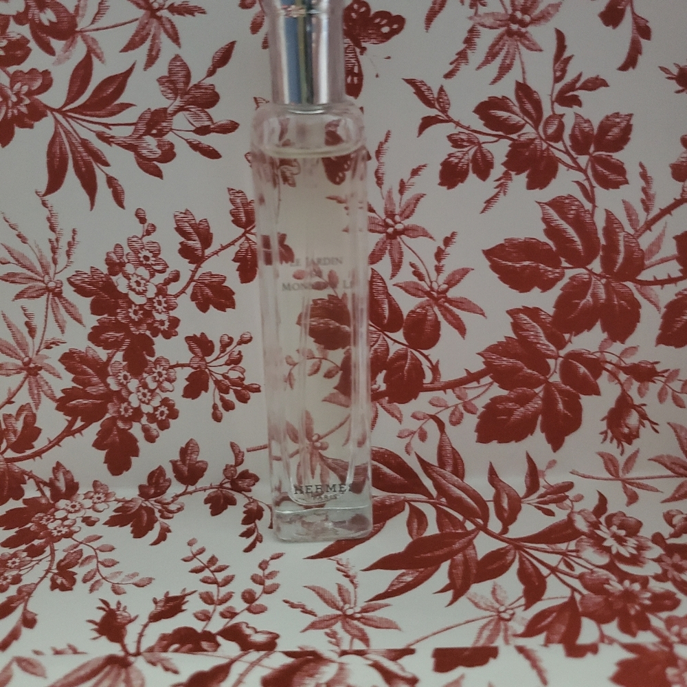 SOLD- Hermes Le Jardin DE monsieur Li - Picture 3 of 4